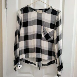 Casual Top - Like new - Size Small - Cloth & Stone